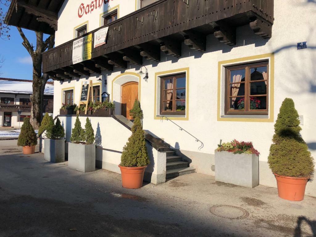 Landgasthaus Zum Altwirt Reichersbeuern Buitenkant foto